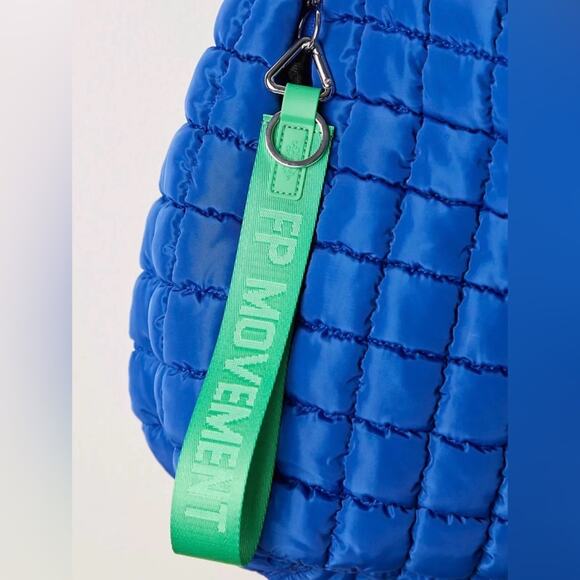 Free People Quilted Baby Carryall Sling Bag + Keychain + Printed Micro Pouch - Picture 10 of 17